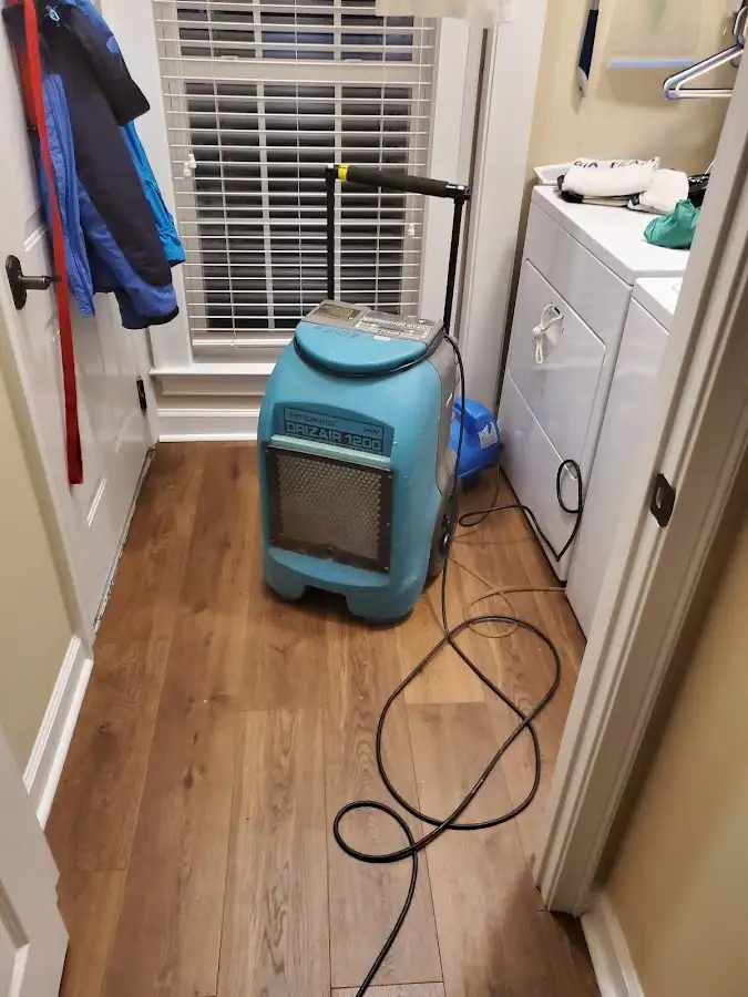 Commercial dehumidifier deployed for Crawl Space Restoration in Johnson City